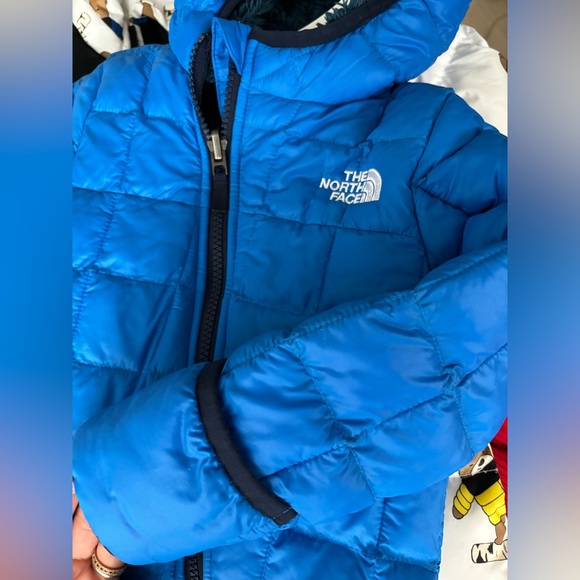 North face one-piece jumpsuit infants - Picture 4 of 7